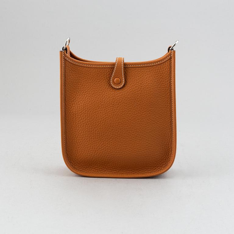 Hermès, an 'Evelyn' leather handbag.