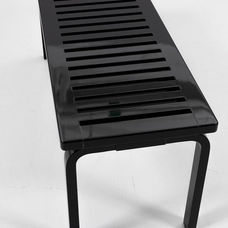 Alvar Aalto, Bench, 153A, Artek, Finland, 2000s.