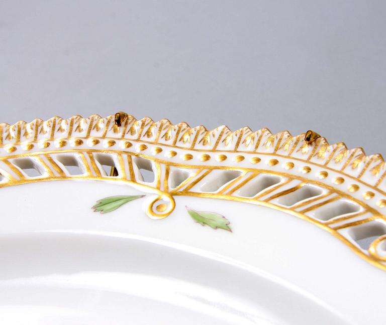 TALLRIK, porslin, "Flora Danica", Royal Copenhagen.