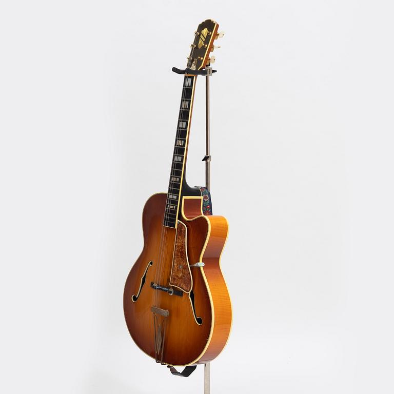 Levin, akustisk gitarr, "modell 320", Sverige 1957.