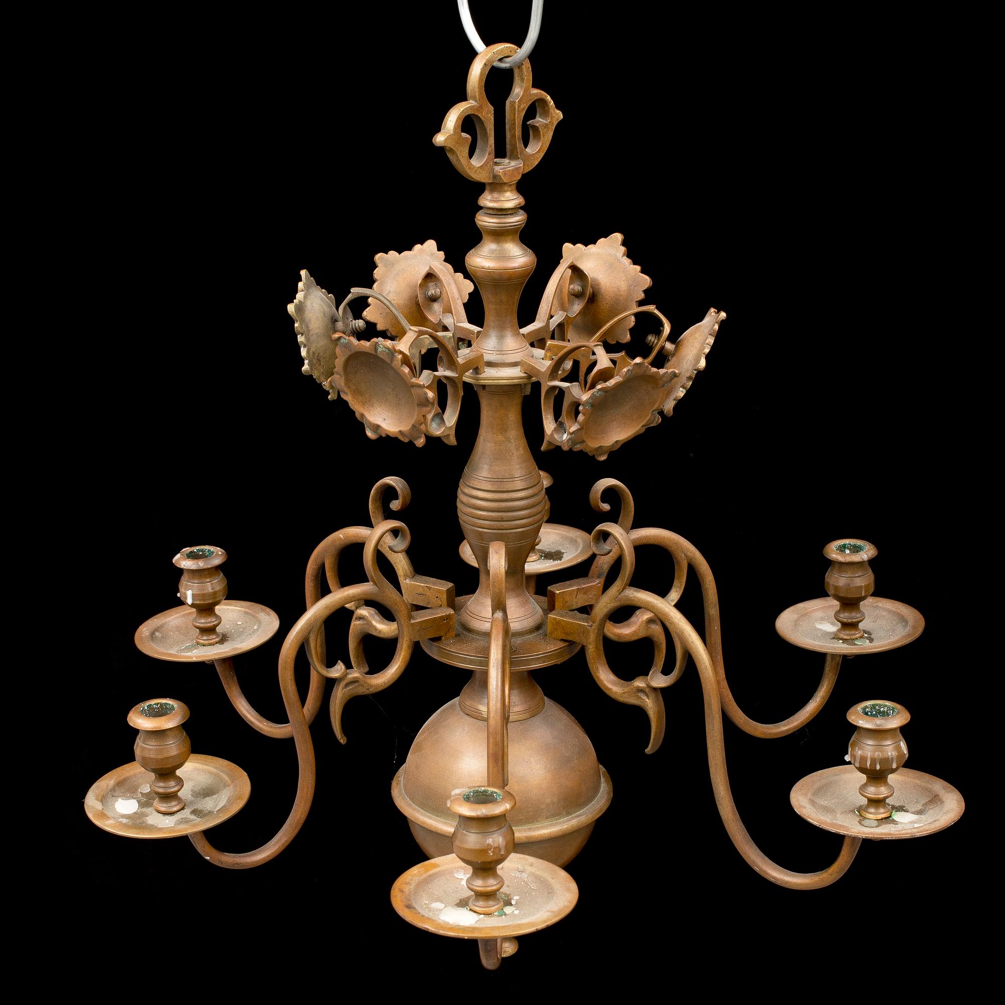 CHANDELIER, baroque style, first half of the 20th century.
