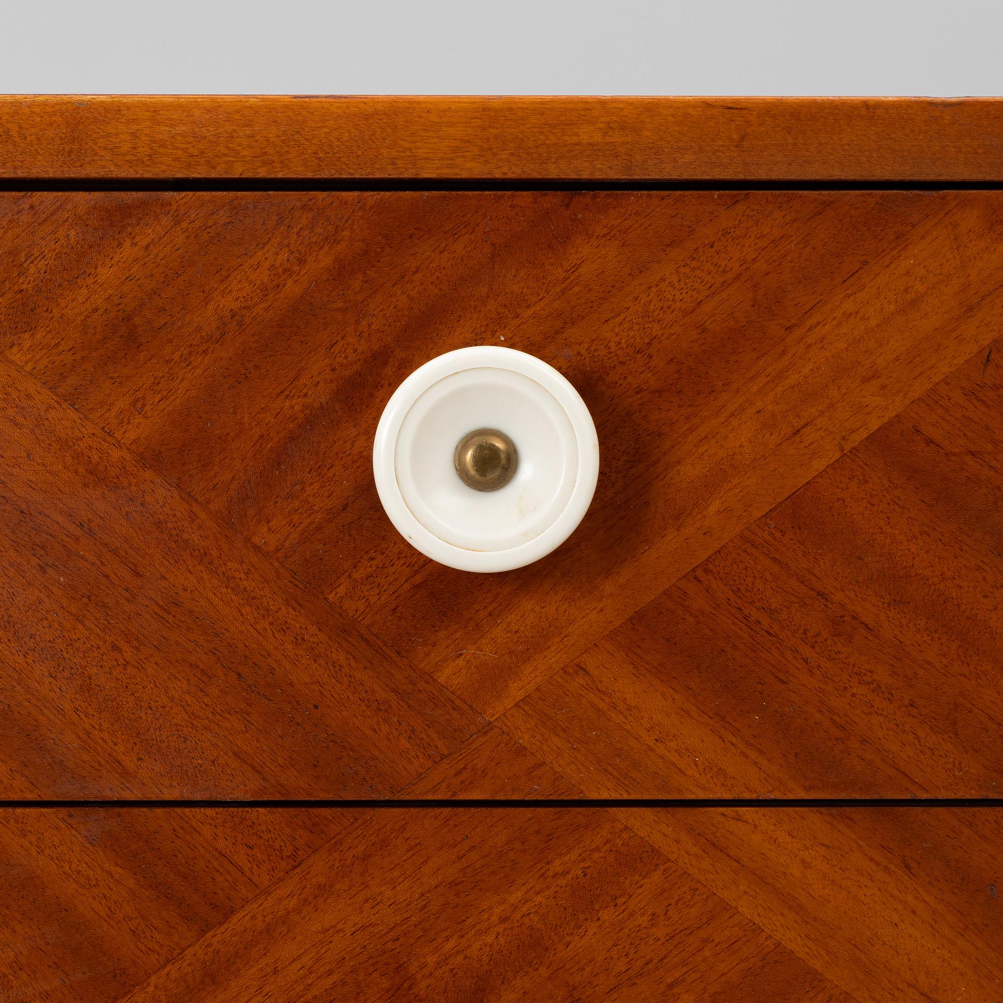 Chest of drawers, mid-20th century.