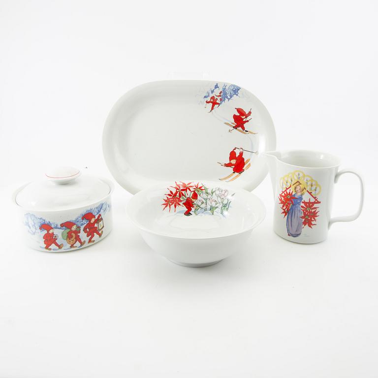 Aina Stenberg, service 27 pcs "Tomtejul", Rörstrand.