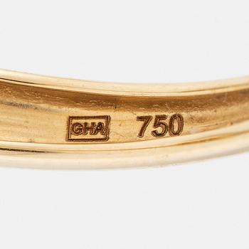 Ring, 18K gold with small brilliant-cut diamonds.