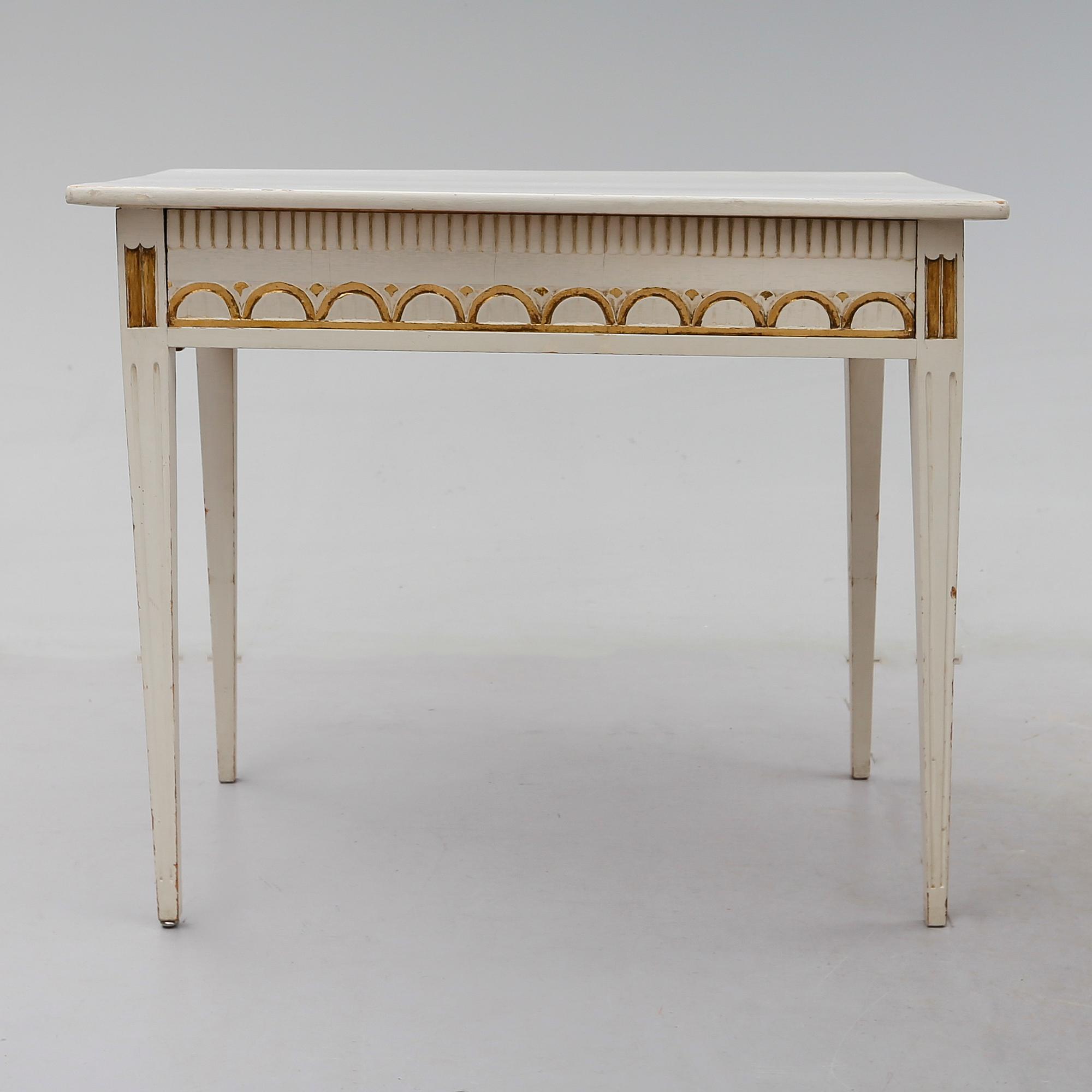 BORD, gustaviansk stil, omkring år 1900.