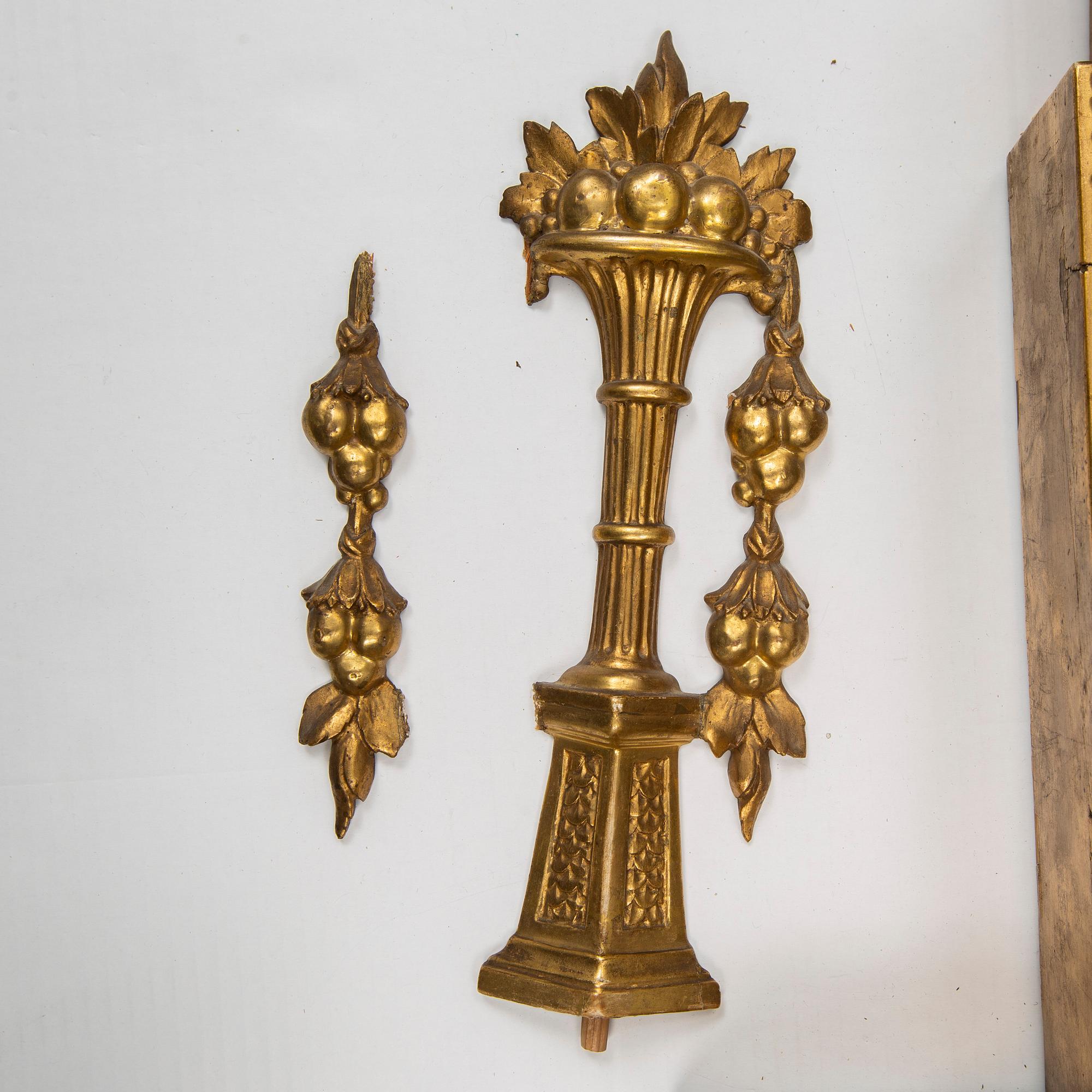 A late Gustavian wall clock by Gustaf Undén.