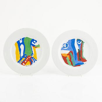 Bengt Lindström, two porcelain plates from Limoges, France, lim. ed. /30.