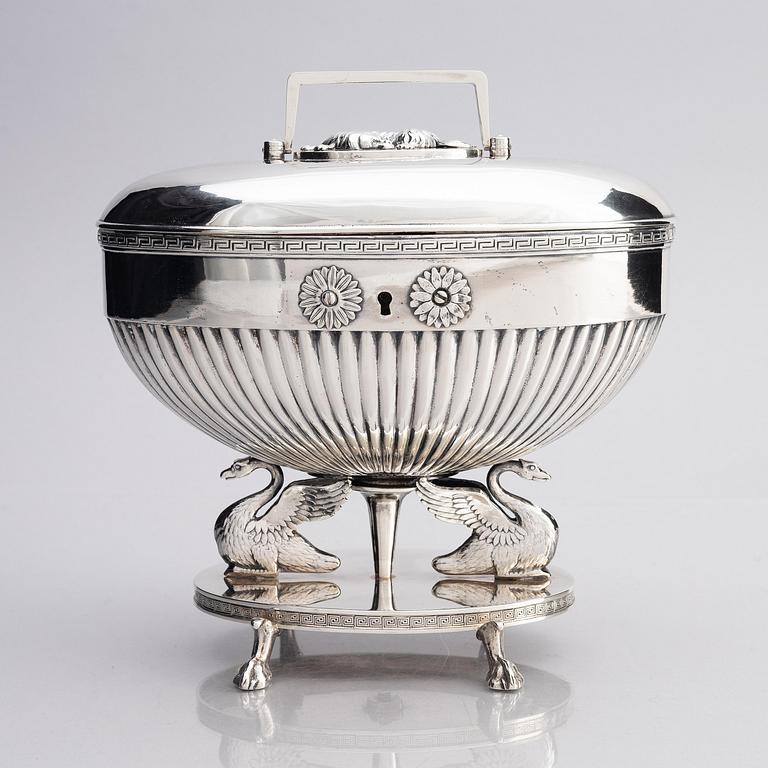 A Swedish 19th century silver sugar-casket, mark of Adolf Zethelius, Stockholm 1815.