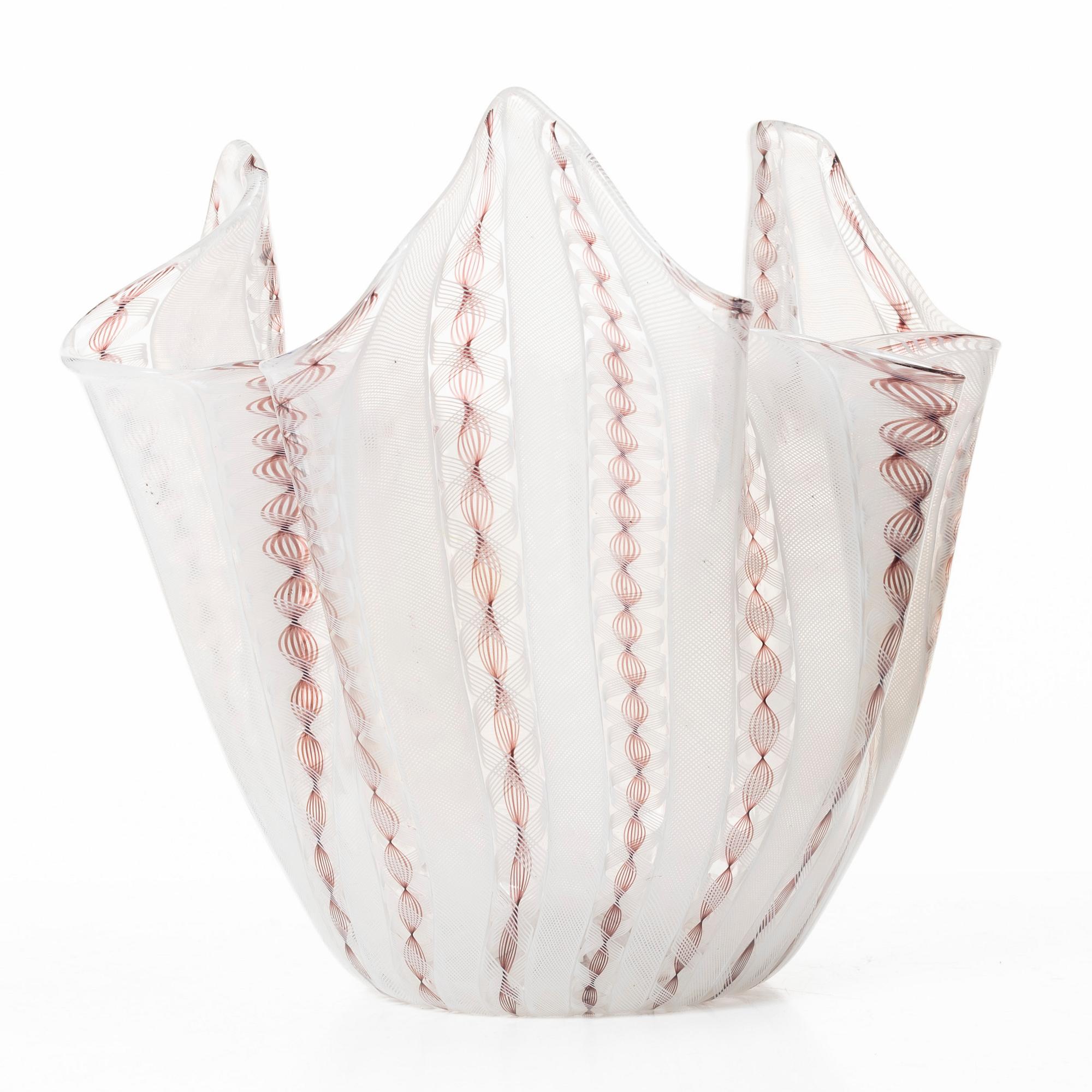 Paolo Venini & Fulvio Bianconi, a 'Fazzoletto' vase, Venini, Murano, Italy.