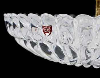 TAKLAMPA, Carl Fagerlund, Orrefors, omkring 1900-talets mitt. Diameter 40 cm.