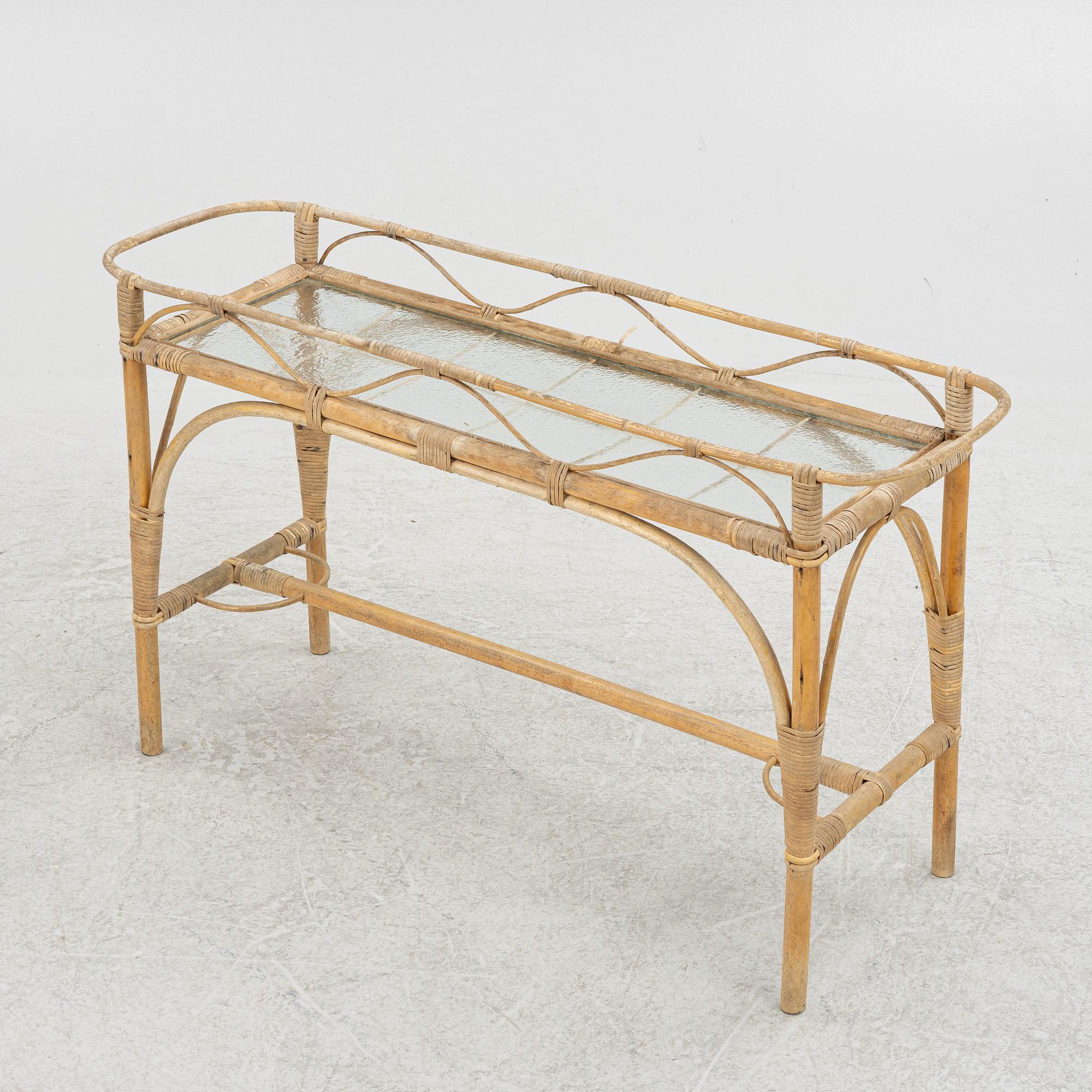 A mid 20th century flower table.