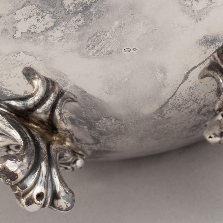 A pair pf Spanish silver tureens, Swedish import marks.