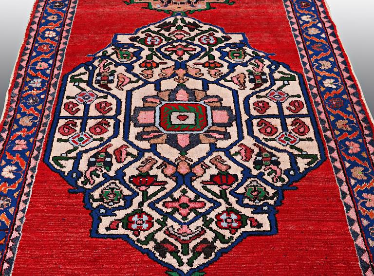 A Fereydan runner, ca 290 x 112 cm.