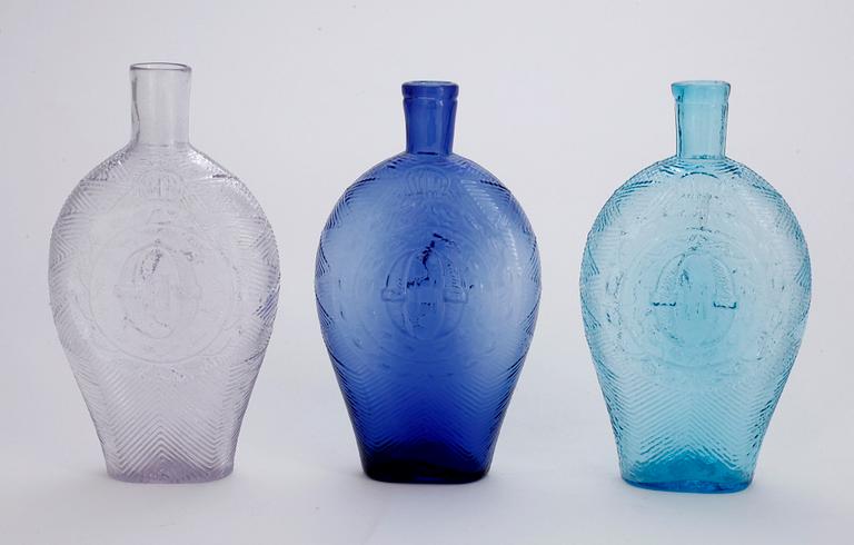 GLASFLASKOR, 7 st, Sverige 1800/1900-tal.