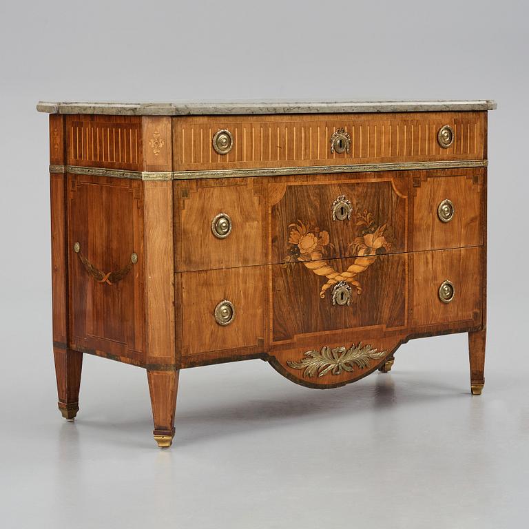 A Gustavian late 18th century commode by Gustaf Foltiern, not signed, (master in Stockholm 1771-1804).