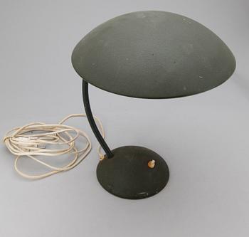 BORDSLAMPA, industri, 1900-talets första hälft.