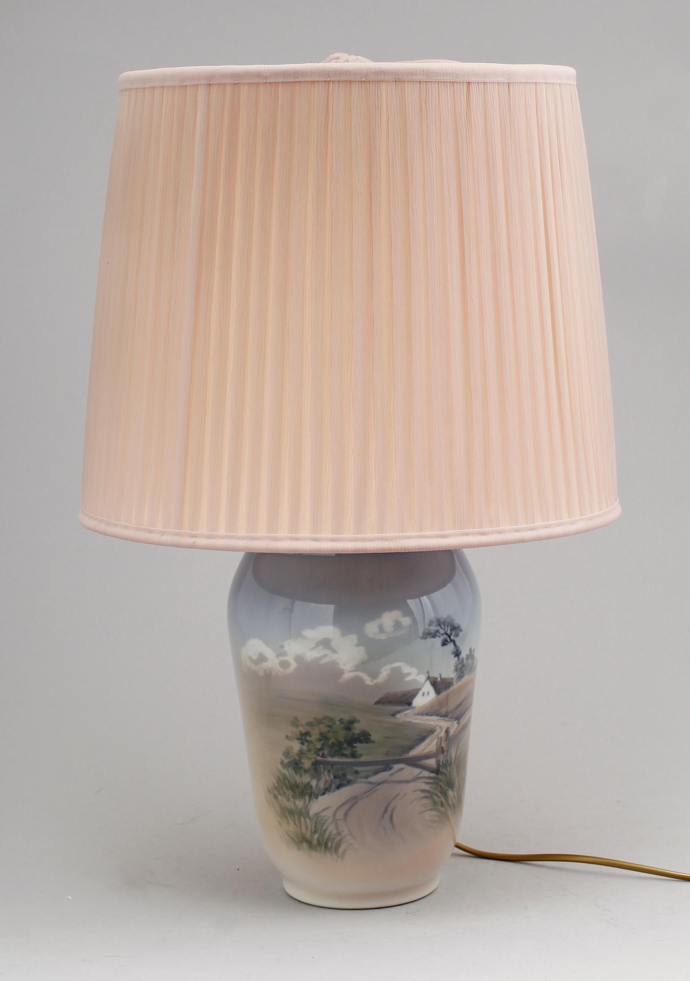 BORDSLAMPA, porslin, Royal Copenhagen.