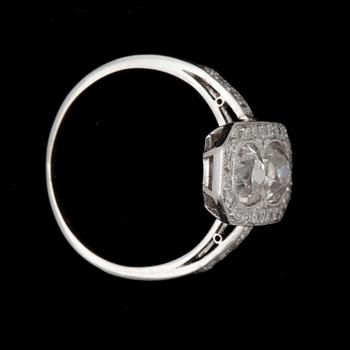 A Edwardian old-cut diamond ring. Total carat weight circa 1.70 cts.