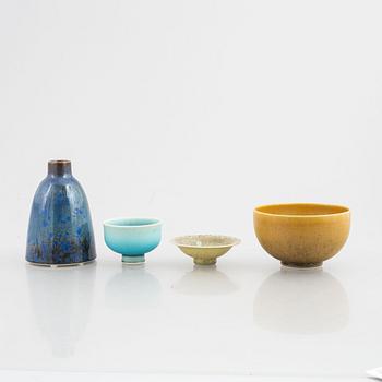 Lasse Östman, a set of three bowls and one vase, executed in hos own studio.