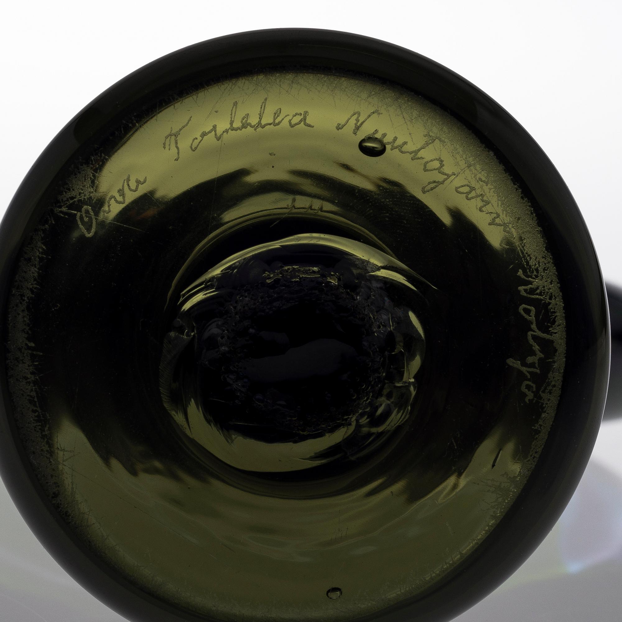 OIVA TOIKKA, A GLASS SCULPTURE. Lollipop. Signed Oiva Toikka, Nuutajärvi Notsjö. Late 1960s.