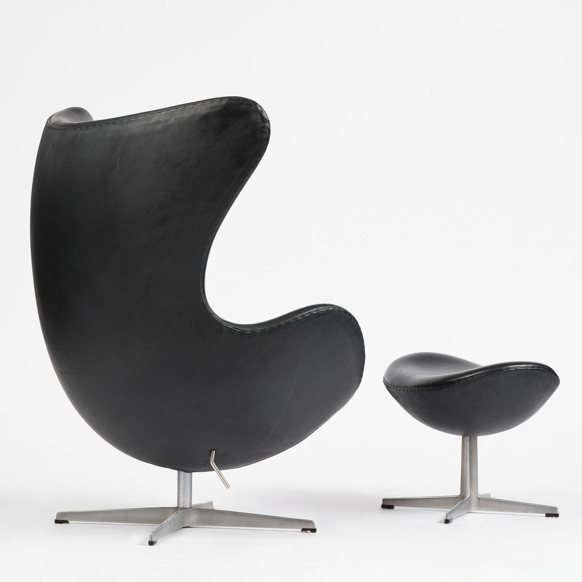 Arne Jacobsen, an "Egg" chair with ottoman, Fritz Hansen, Denmark, 2001.