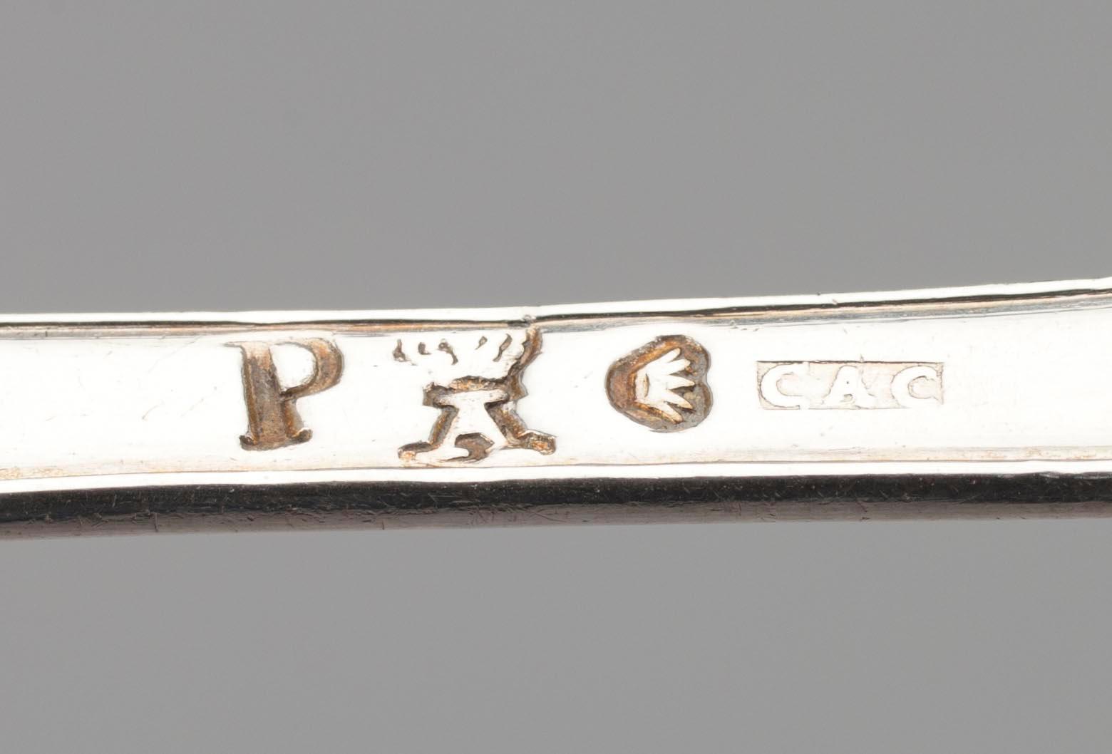 SOCKERSTRÖARE, silver, Carl Anton Carlborg, Åbo 1824. Vikt 43,7 g.