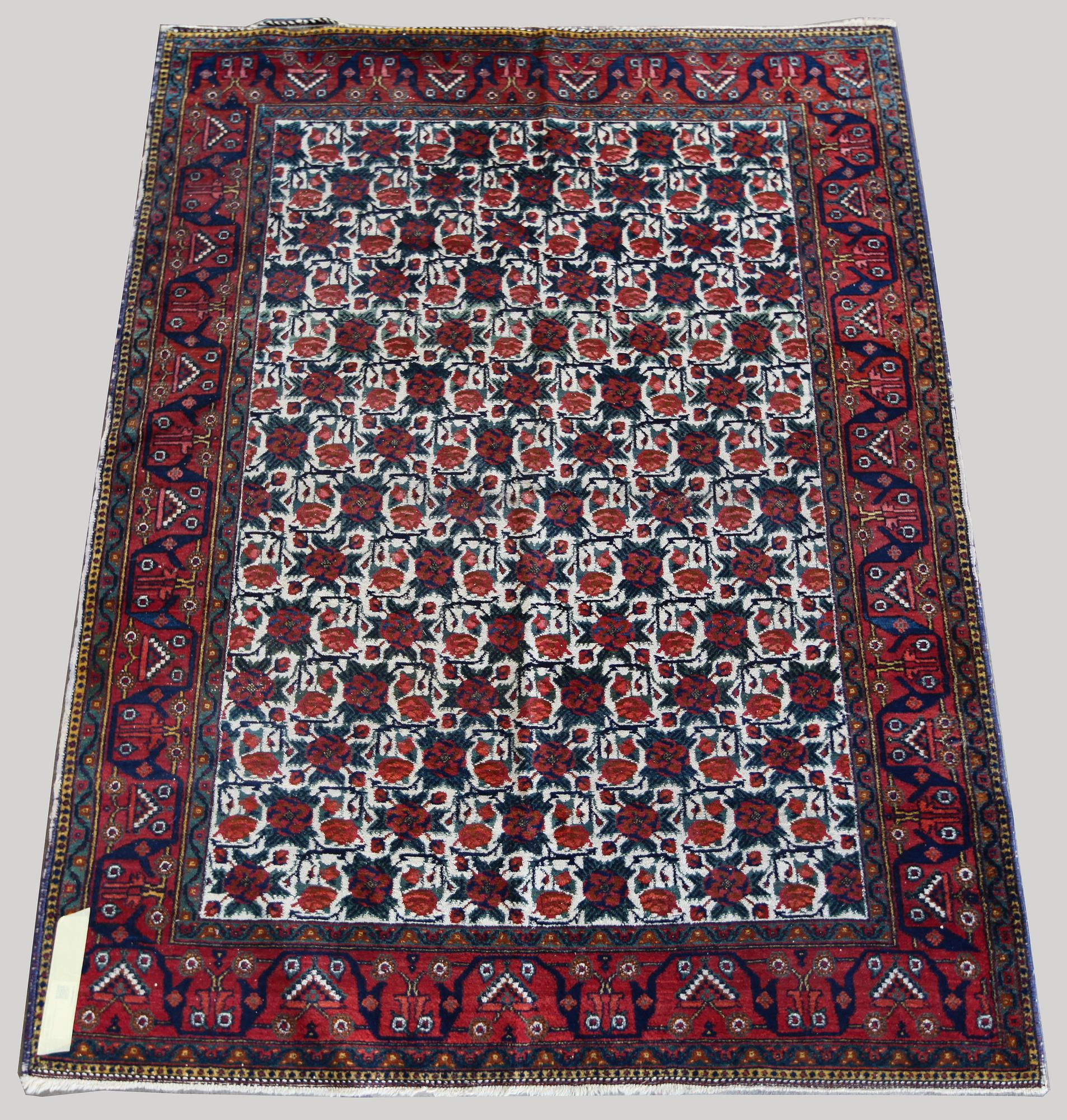 MATTA, orient, old. 163 x 214 cm.