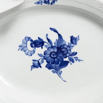 Royal Copenhagen, Dinner and coffee service, 68 pieces, porcelain, Blue Flower.