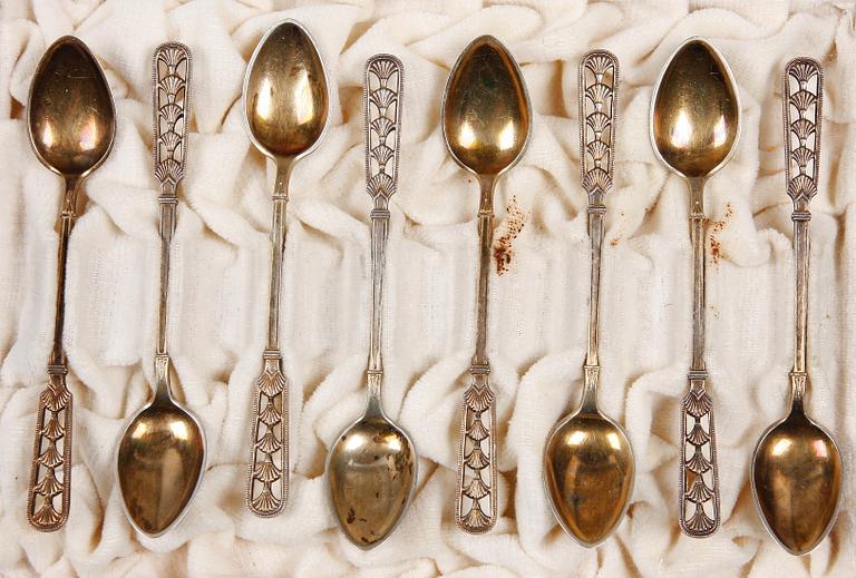 TESPINDEL SAMT KAFFESKEDAR, 9 delar, silver, Fredrik & Wilhelm Zethelius, Stockholm 1843 resp David Andersen, Oslo.