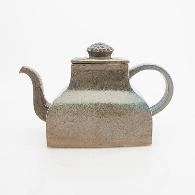 Signe Persson-Melin, a glazed ceramic teapot.