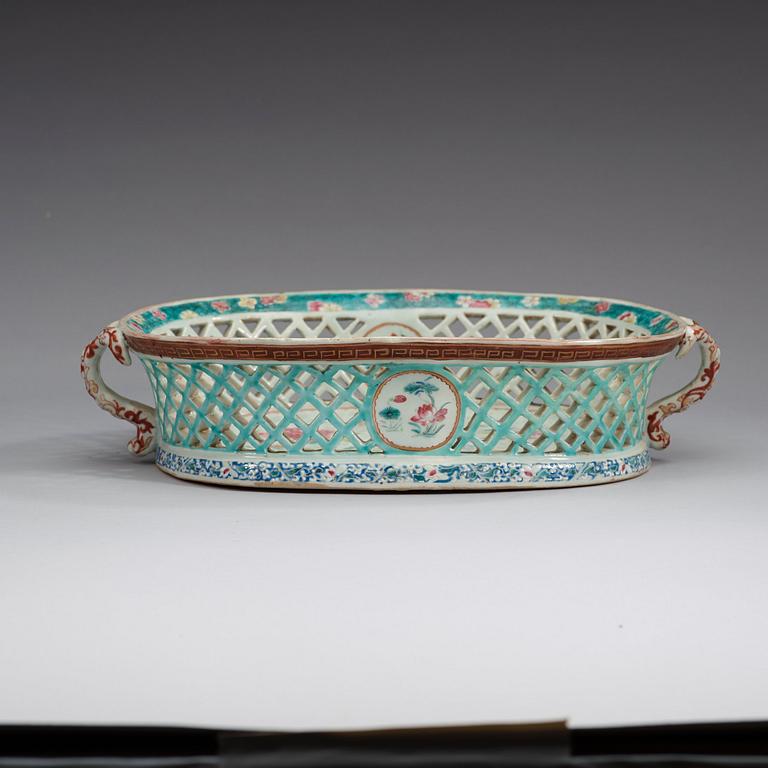 GALLERKORG, kompaniporslin. Qing dynastin, Qianlong (1736-95).