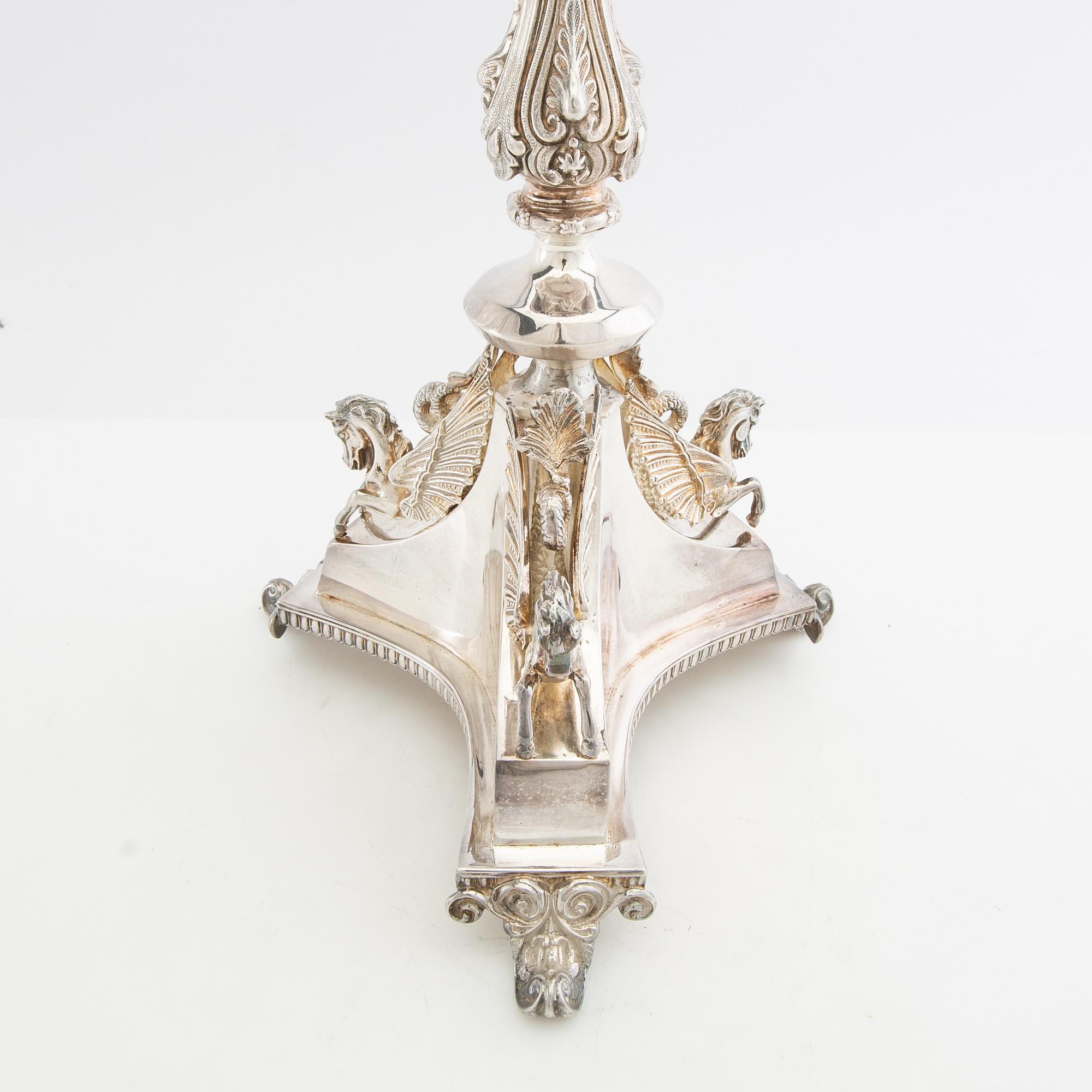 Essay bowl Neoclassical style first half of the 20th century, silver plate and glass.