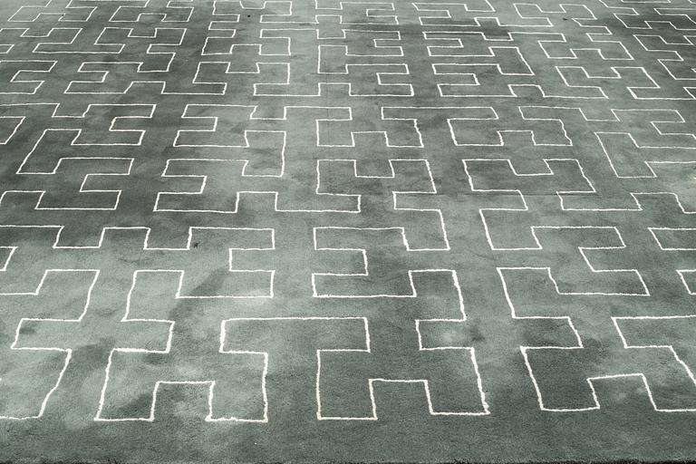 Tom Dixon, matto, "Maze", hand tufted, ca 478 x 478 cm, "MAZE By ASPLUND".