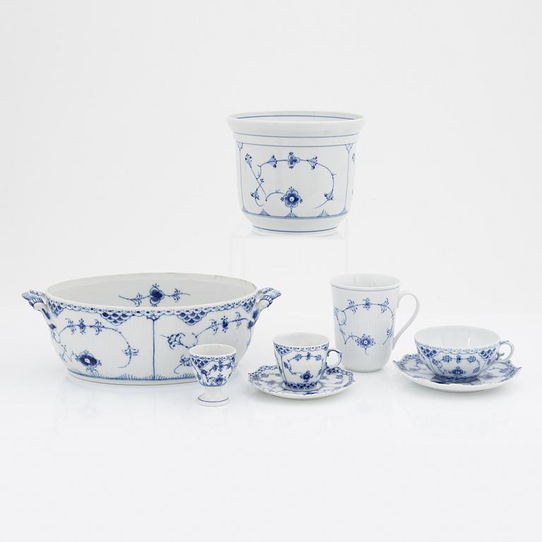 Royal Copenhagen, servisdelar, 12 st, porslin, "Musselmalet", Danmark.