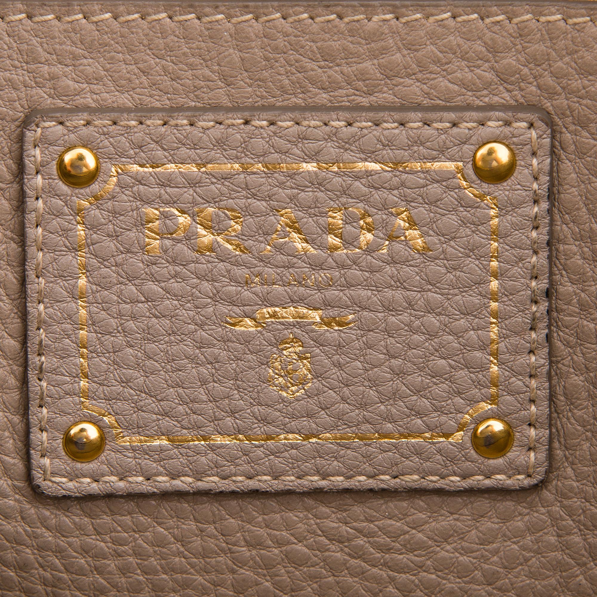 PRADA, väska.