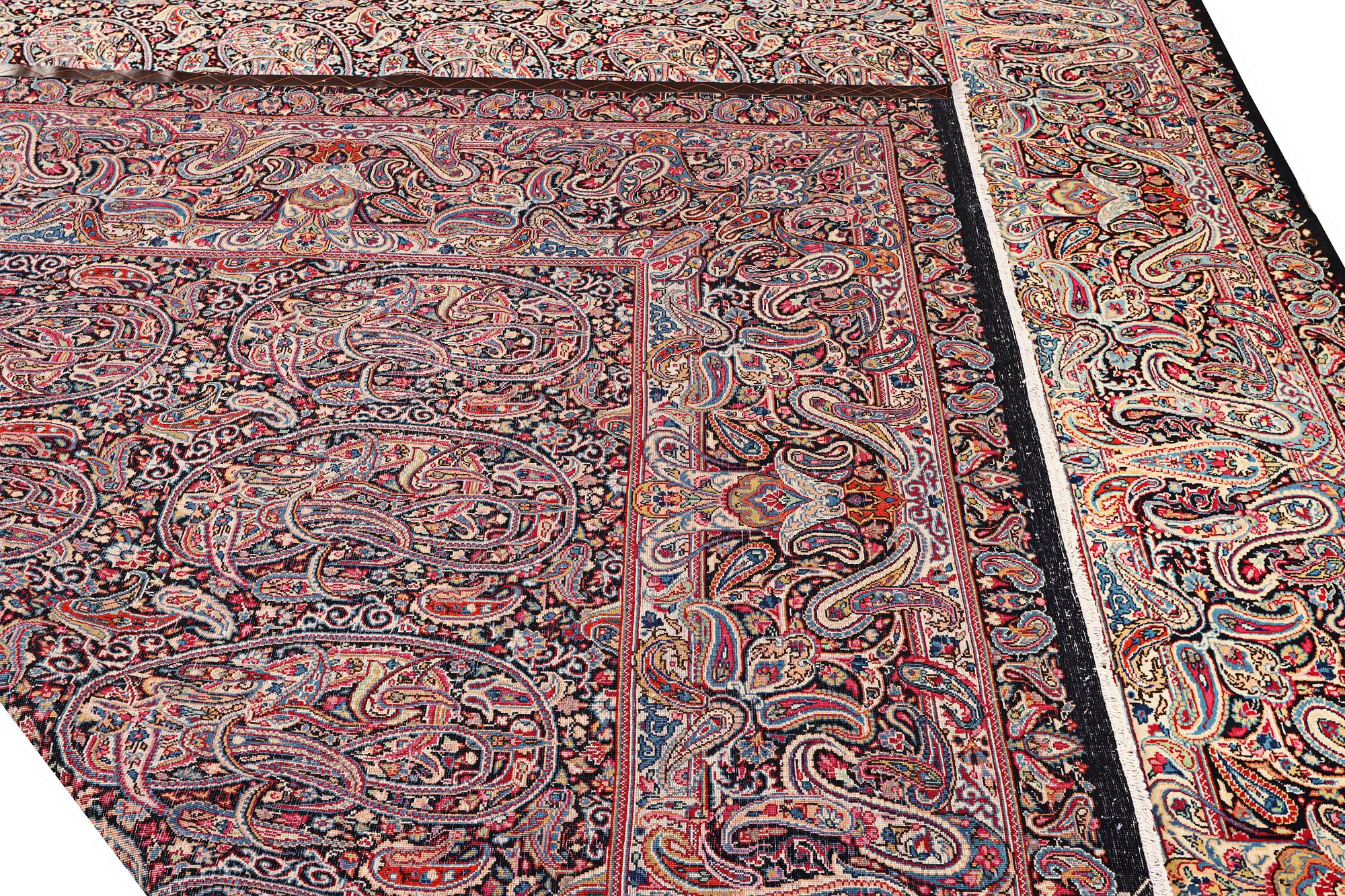 Carpet, Kirman Lavar, approx. 475 x 342 cm.