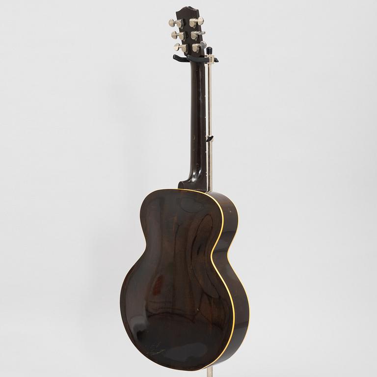 Gibson, "Wartime Special", halvakustisk gitarr, 1941, USA.