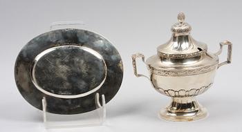 SOCKERSKÅL MED FAT, silver, gustaviansk stil, CG Hallberg, Stockholm 1914.