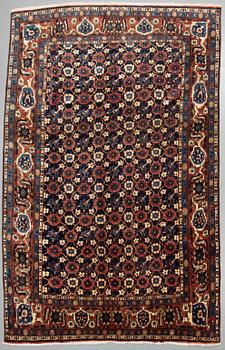A semi-antique Veramin 337 x 224 cm.