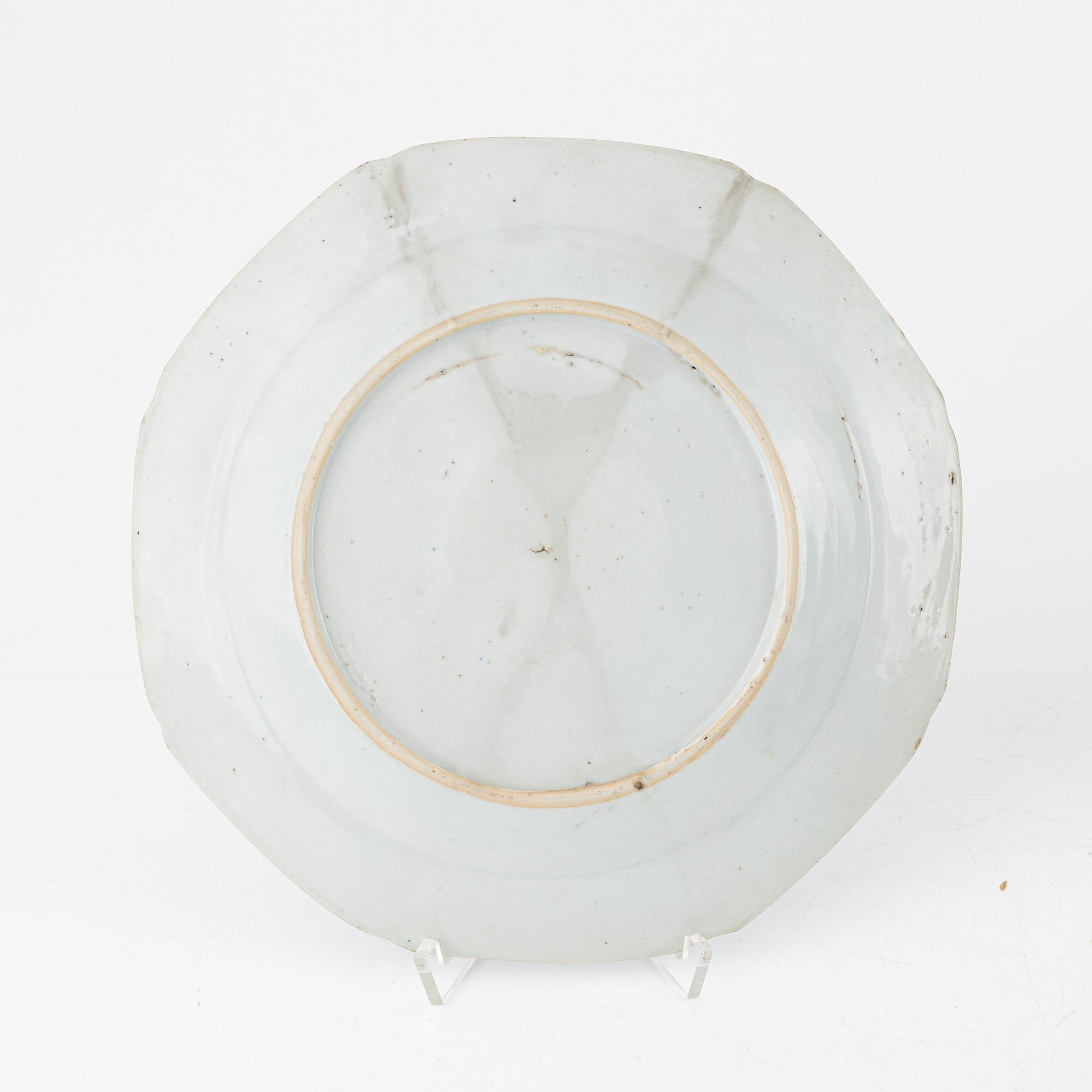 Six porcelain pieces, China, 18th-19th century.