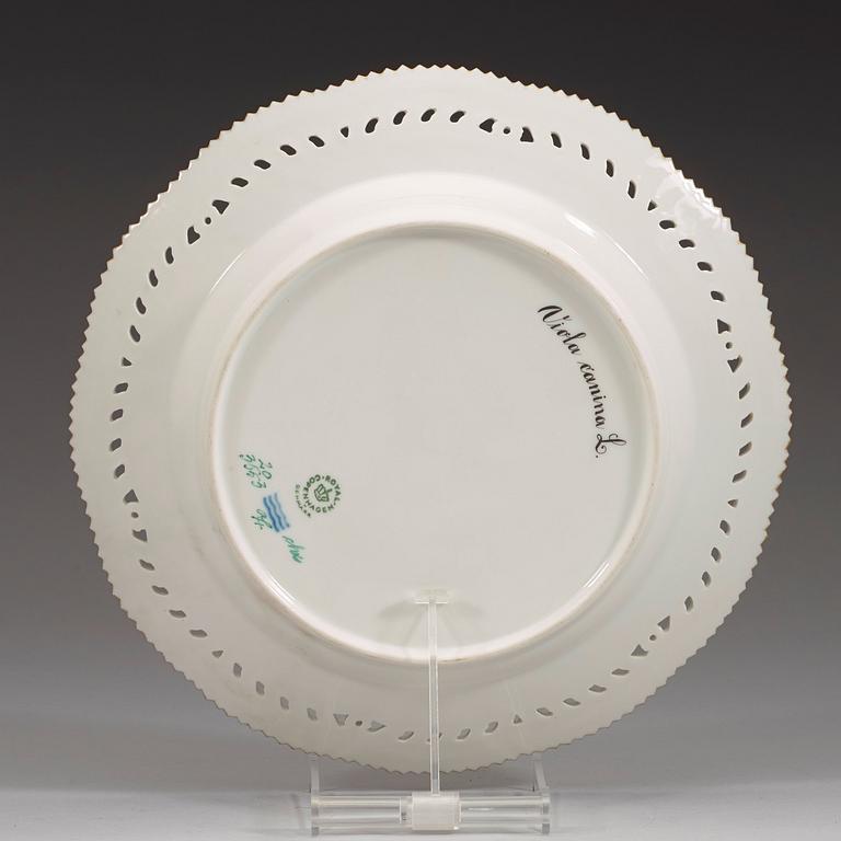 A set of four Royal Copenhagen 'Flora Danica' dishes, Denmark, 20th Century.