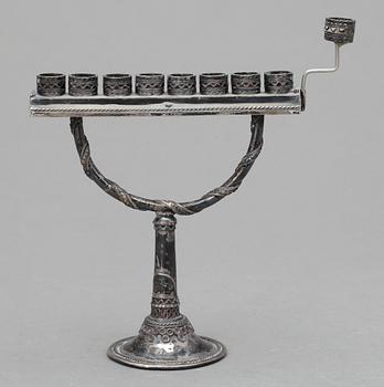 LJUSSTAKE, sterlingsilver, Menorah, 1900-tal. Vikt ca 43g.