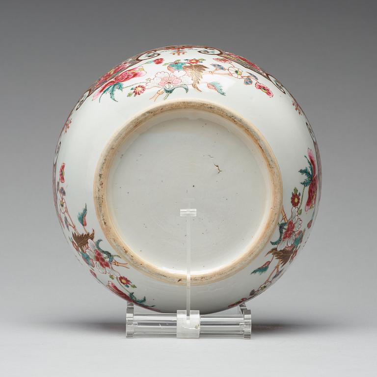 A famille rose tureen with cover, Qing dynasty, Yongzheng (1723-35).