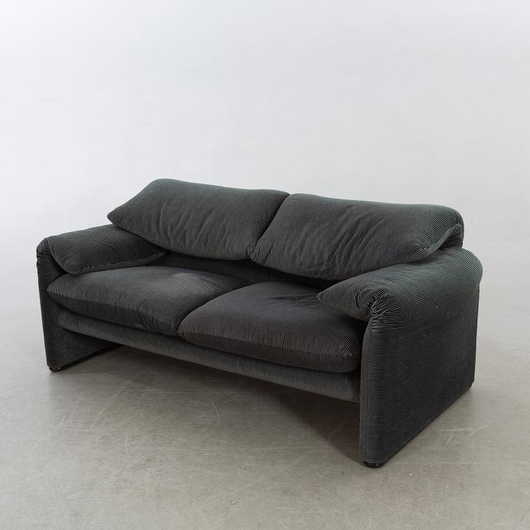 Vico Magistretti, soffa "Maralunga"för Cassina 1900-talets senare del.