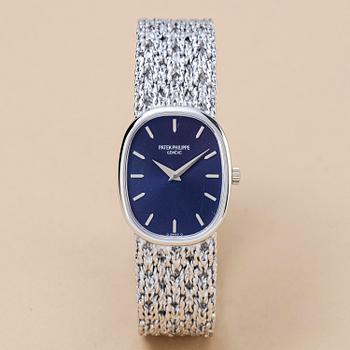 1118. Patek Philippe, Golden Ellipse, "Mini-Ellipse", ca 1975.