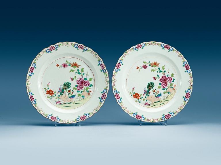 A pair of famille rose serving dishes, Qing dynasty Qianlong (1736-95).