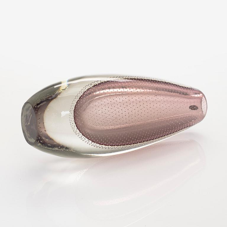 Gunnel Nyman, A glass vase model 'GN 26'. signed G. Nyman Nuutajärvi Notsjö -51.