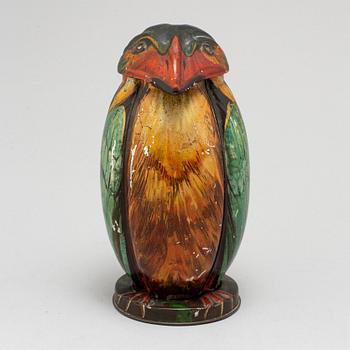 A 'Bluebird' biscuit tin from McVitie & Price, England, circa 1911.