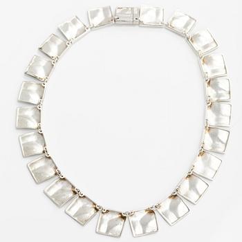 Björn Weckström, Collier, "Galaktiska toppar", sterlingsilver. Lapponia 2001.