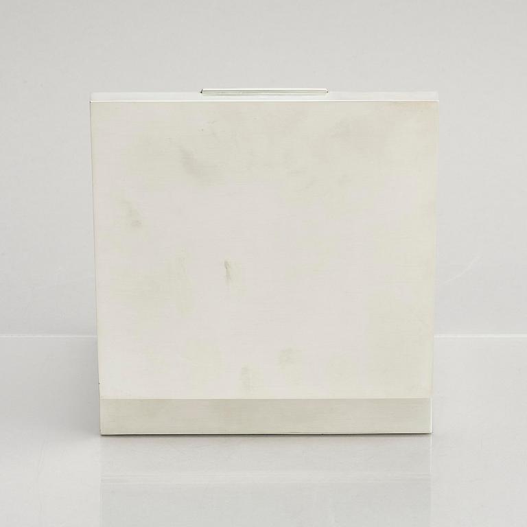 Wiwen Nilsson, a sterling silver jewellery box, 1945, Lund, Sweden.